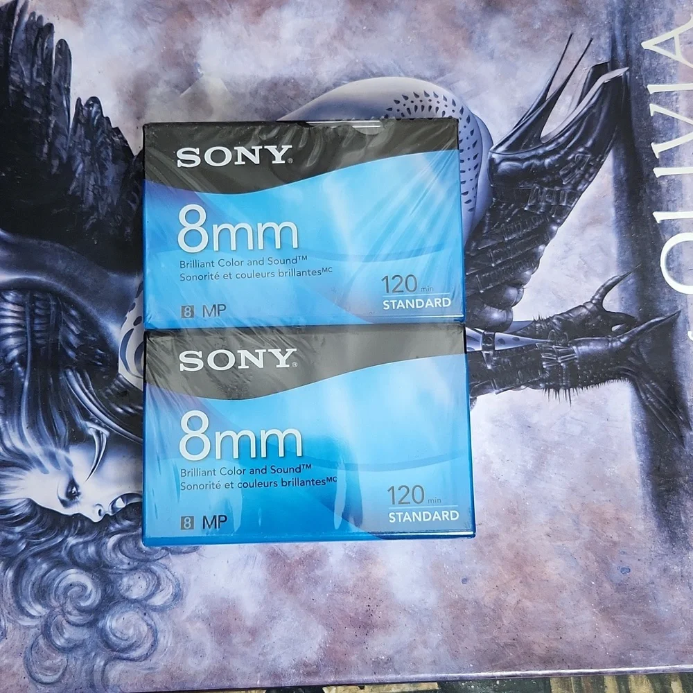 New In Package Sony 8MM Blank Video Tapes Set Of 2